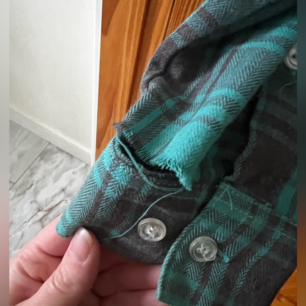 Cakeworthy Jasmine Flannel - Picture 5 of 6